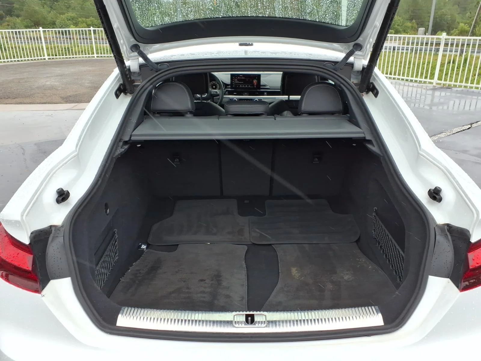 Used 2025  Audi S line Premium image 32