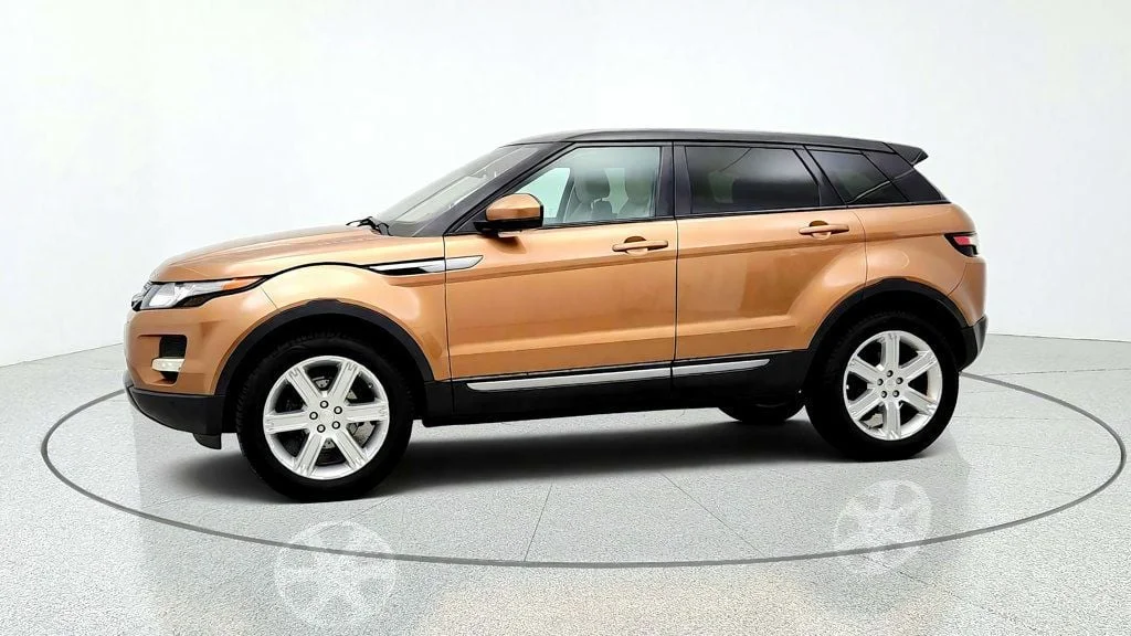 Used 2014 Zanzibar Metallic Land Rover 5dr Hatchback Pure Plus image 8