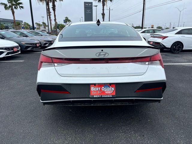 New 2026 White Hyundai SEL Sport image 6