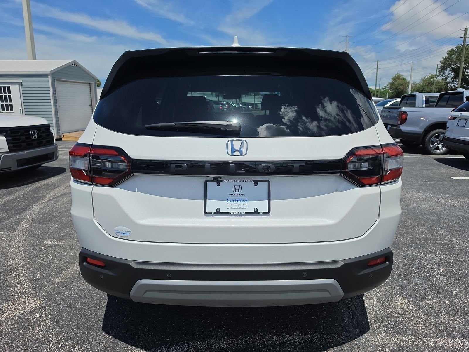 Used 2025 Platinum White Pearl Honda EX-L image 4