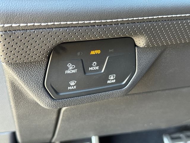 2026 Volkswagen Atlas Cross Sport SEL R-LINE - Photo 39