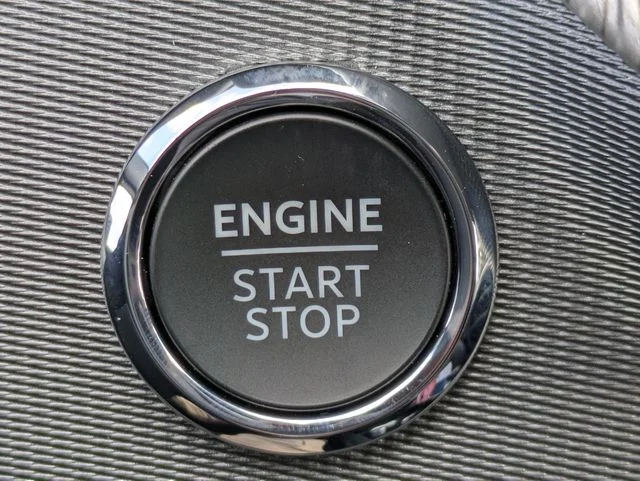 New 2026 Star White Metallic Tri-Coat Ford ST-Line image 28