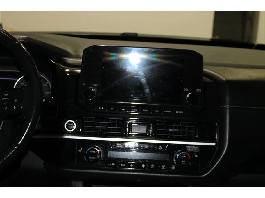 Used 2022 Super Black Nissan SL image 15