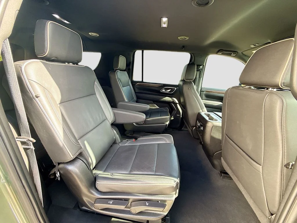 Used 2024 Green Chevrolet Premier image 30