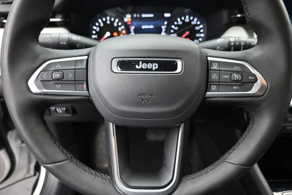 Certified Used 2025 White Jeep Limited image 19