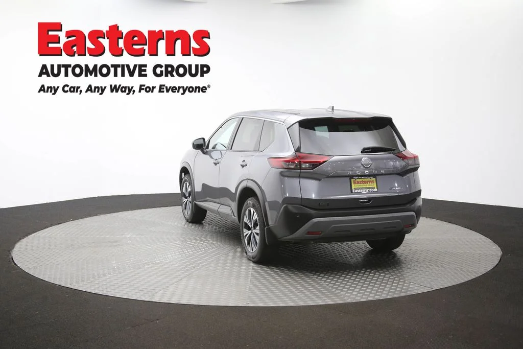 Used 2023 Gray Nissan SV image 64