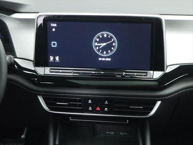 2026 Volkswagen Atlas Cross Sport SE w/Tech - Photo 14