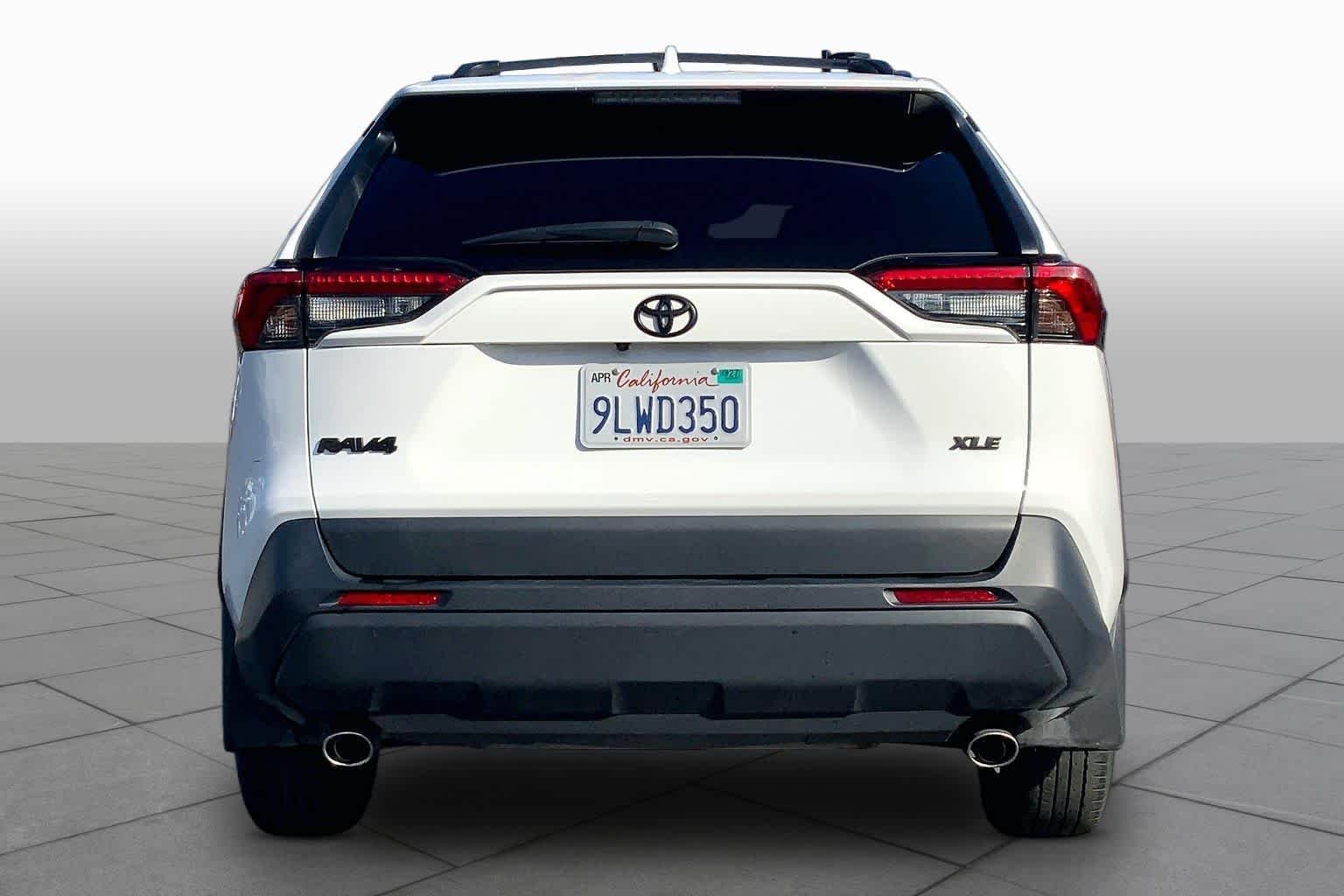 Certified Used 2024 Ice Cap Toyota XLE image 4