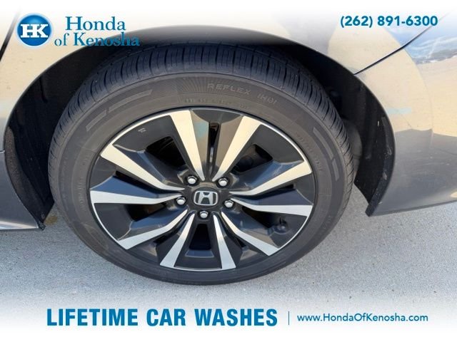 Used 2022  Honda EX image 3