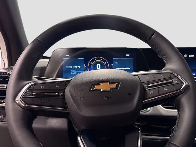 2027 Chevrolet Equinox LT - Photo 14