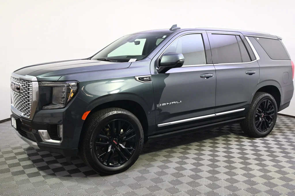 Used 2021 GMC Yukon Denali with VIN 1GKS2DKL5MR147485 for sale in Minneapolis, Minnesota