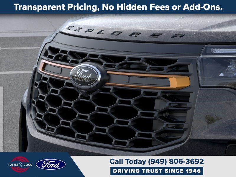 New 2026 Agate Black Metallic Ford Tremor image 17