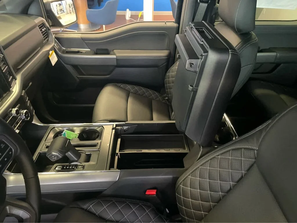 New 2026 Antimatter Blue Metallic Ford XLT image 22