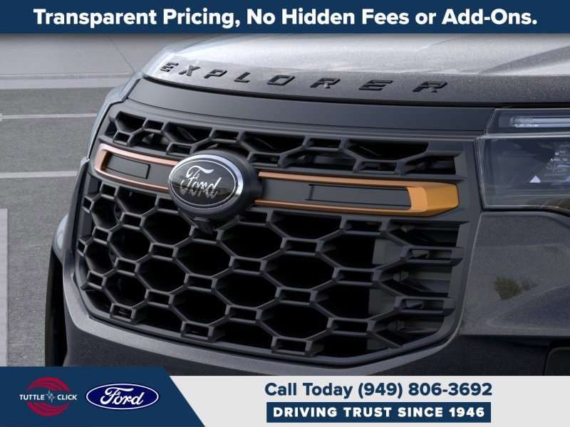 New 2026 Agate Black Metallic Ford Tremor image 17