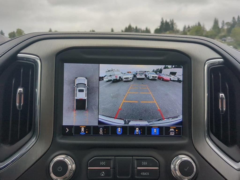Used 2022 White Frost Tri-Coat GMC Denali image 27