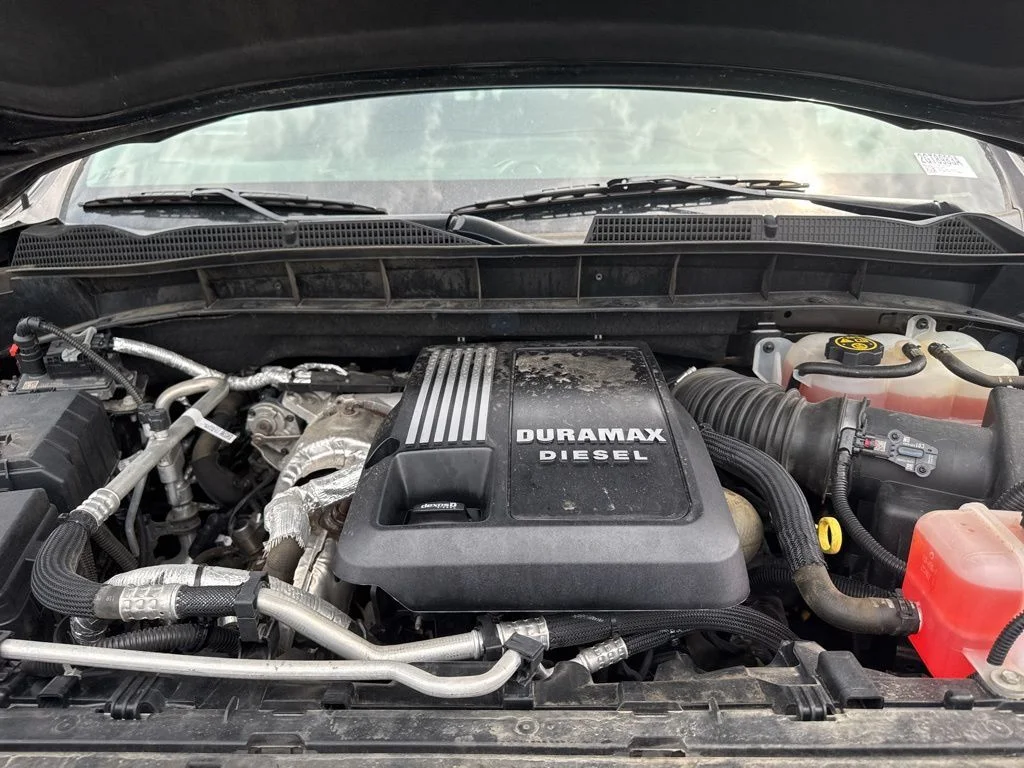 Used 2022 Black GMC Denali image 32