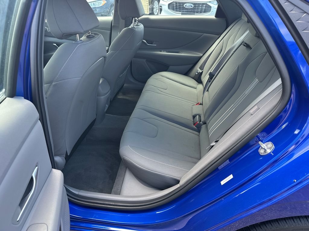 Used 2025 Blue Hyundai SEL Convenience image 20
