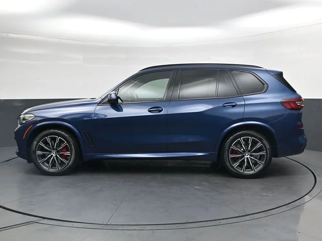 Used 2021 Blue BMW xDrive40i image 9