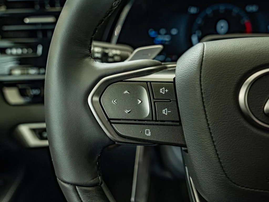New 2026 Eminent White Pearl Lexus 350 Luxury image 19