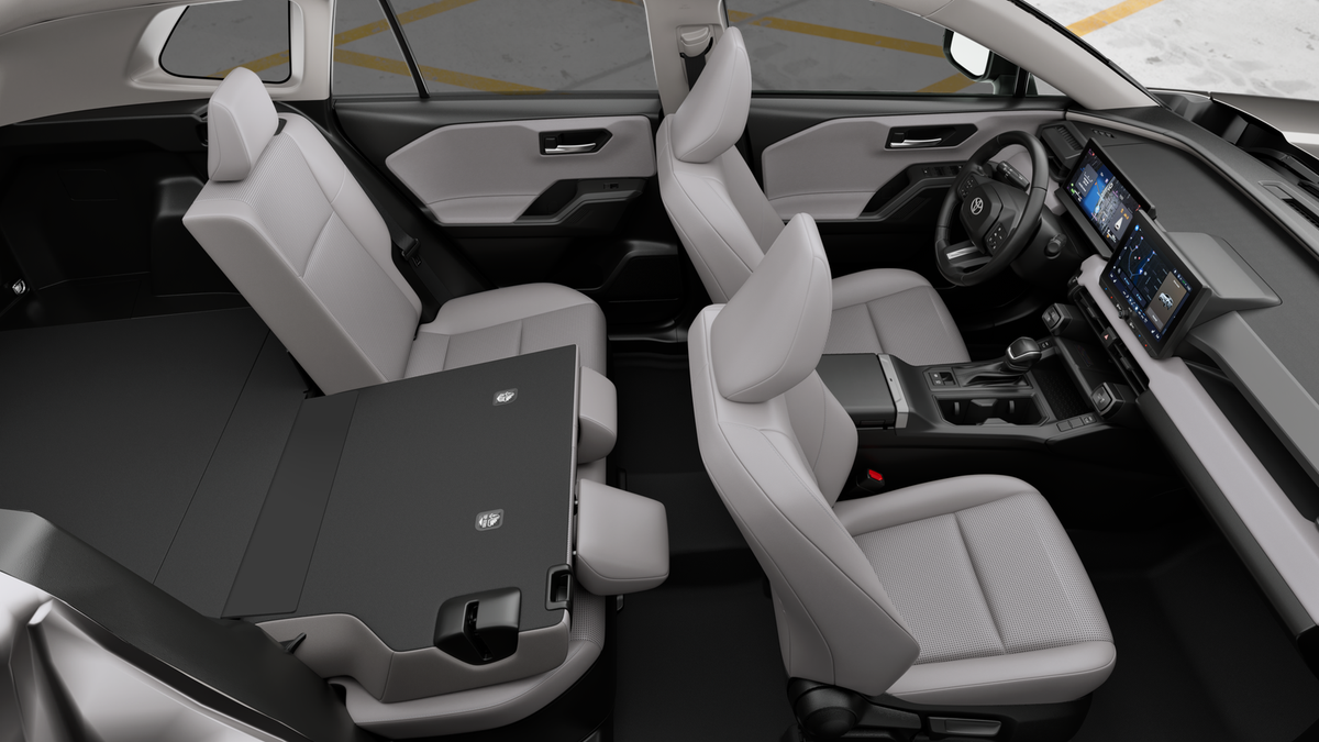 New 2026 Wind Chill Pearl Toyota XLE Premium image 22