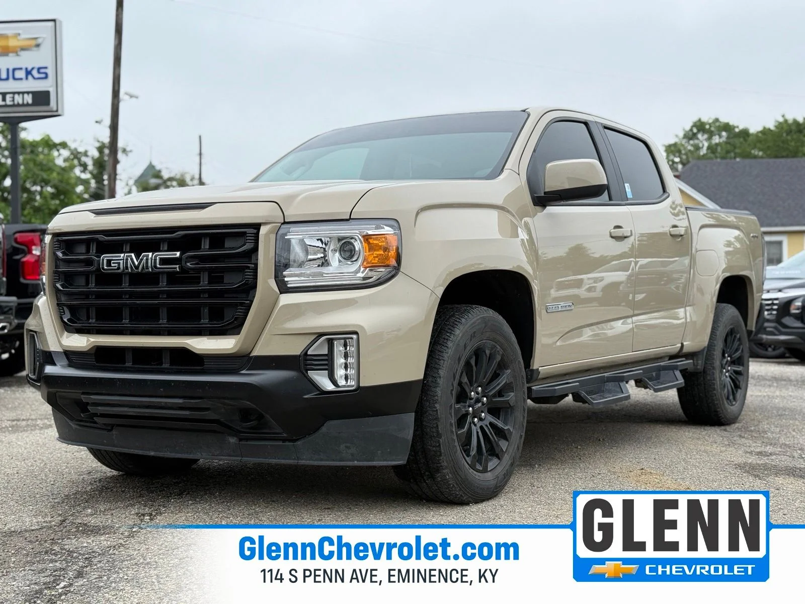 Used 2022 Beige GMC Elevation image 1
