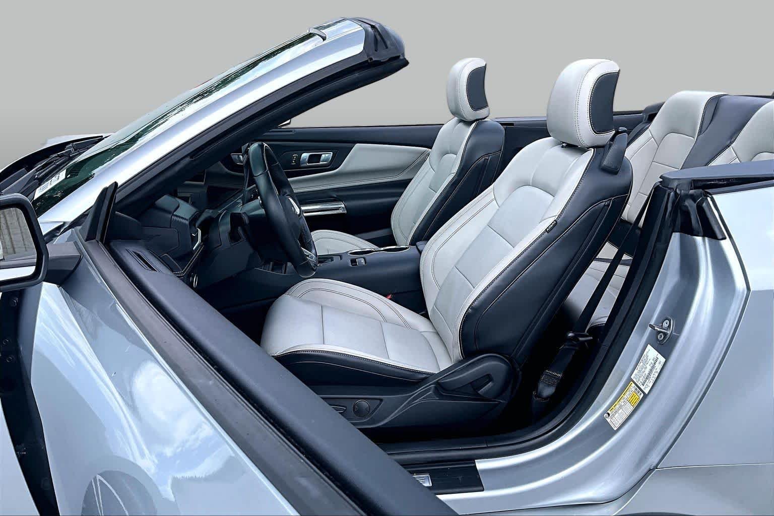 Used 2024 Iconic Silver Metallic Ford EcoBoost Premium image 15
