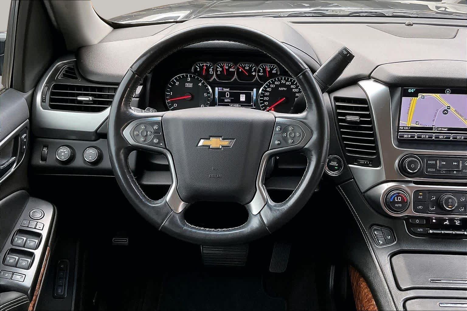 Used 2017 TUNGSTEN METALLIC Chevrolet Premier image 5