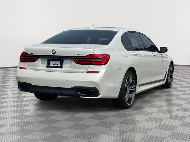 Used 2019 White BMW 750i xDrive image 6