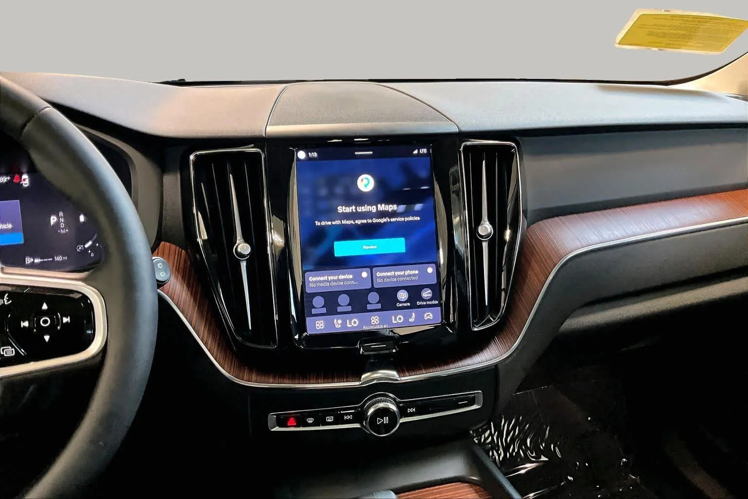 Certified Used 2023 Onyx Black Volvo Plus image 7