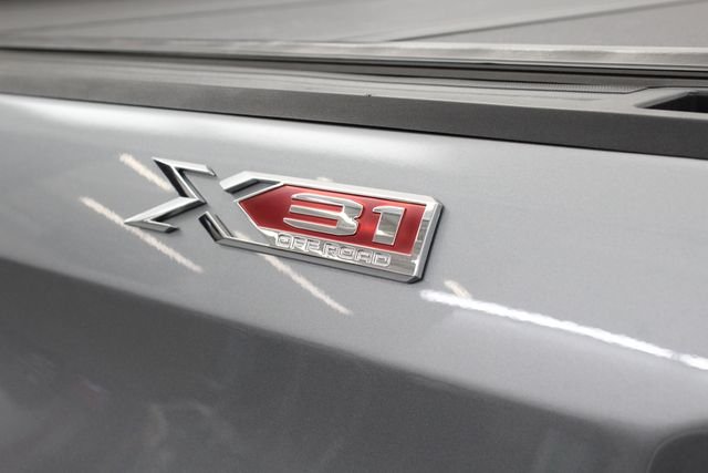 Used 2023 Silver GMC SLT image 13