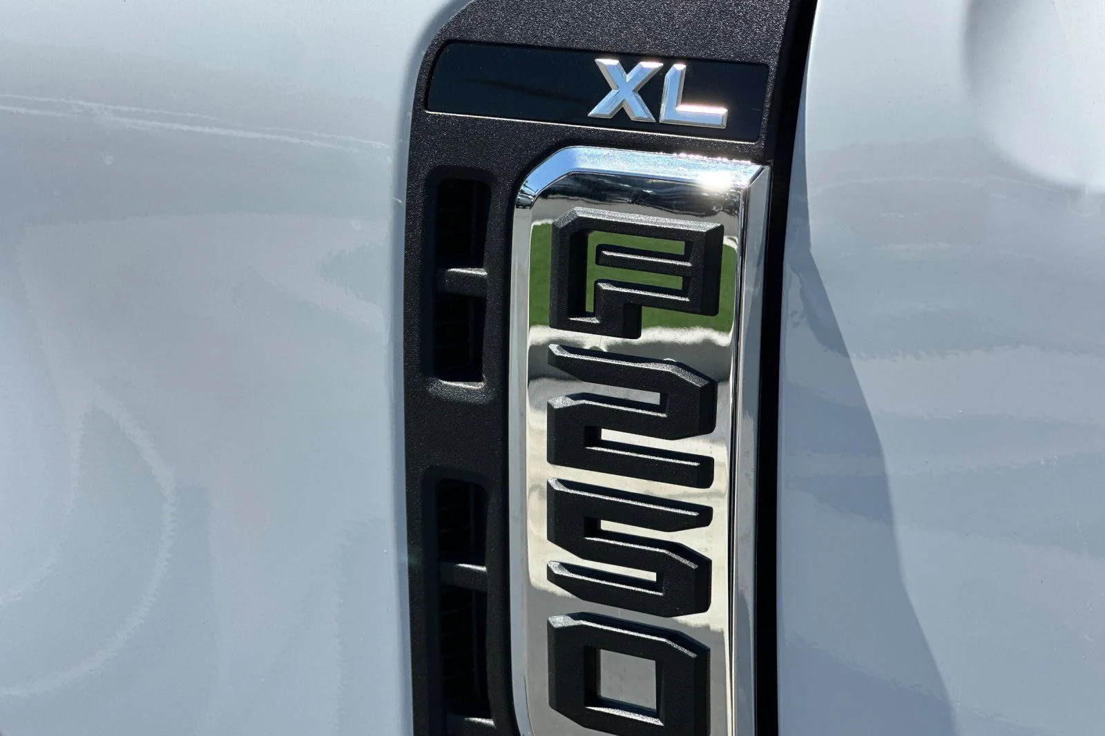 New 2026 White Ford XL image 22