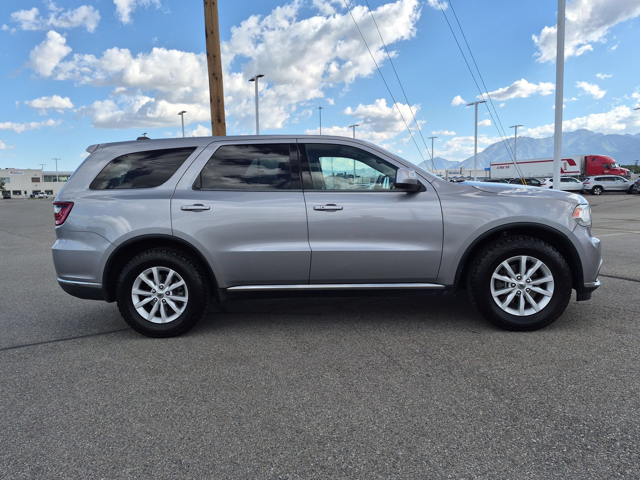 Used 2019 Billet Clearcoat Dodge SXT image 2