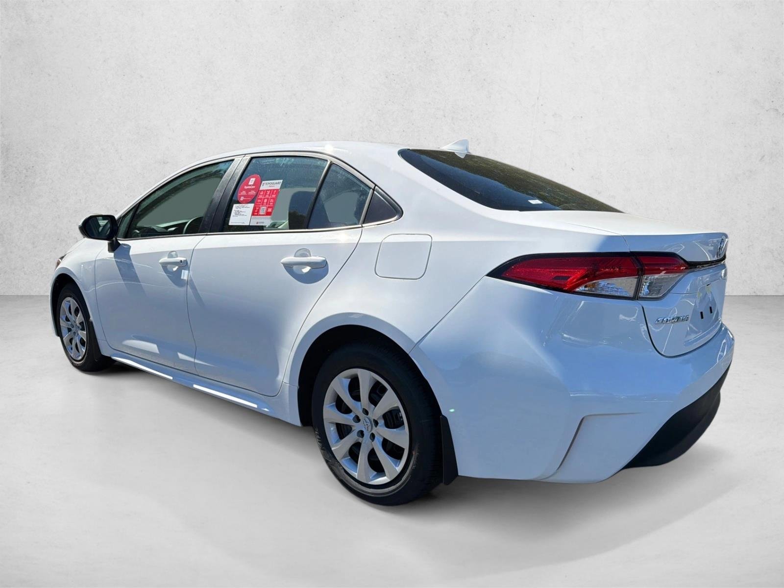 New 2027 Ice Cap Toyota LE image 5