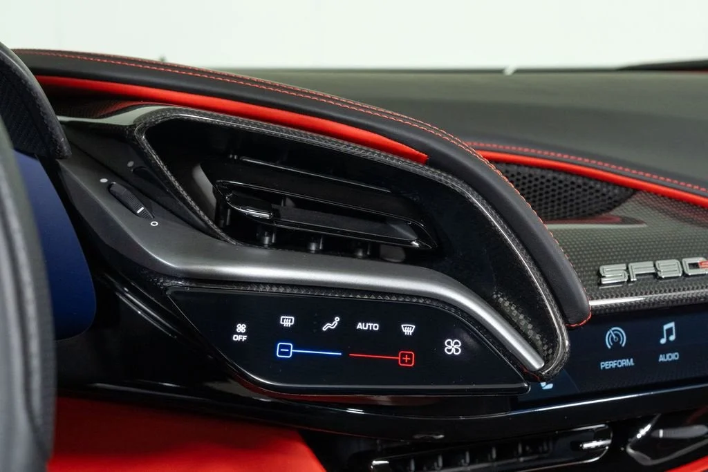 Used 2022 Extra Sample Ferrari Base image 38