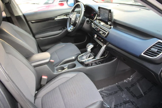 Used 2023 Gray Kia S image 32