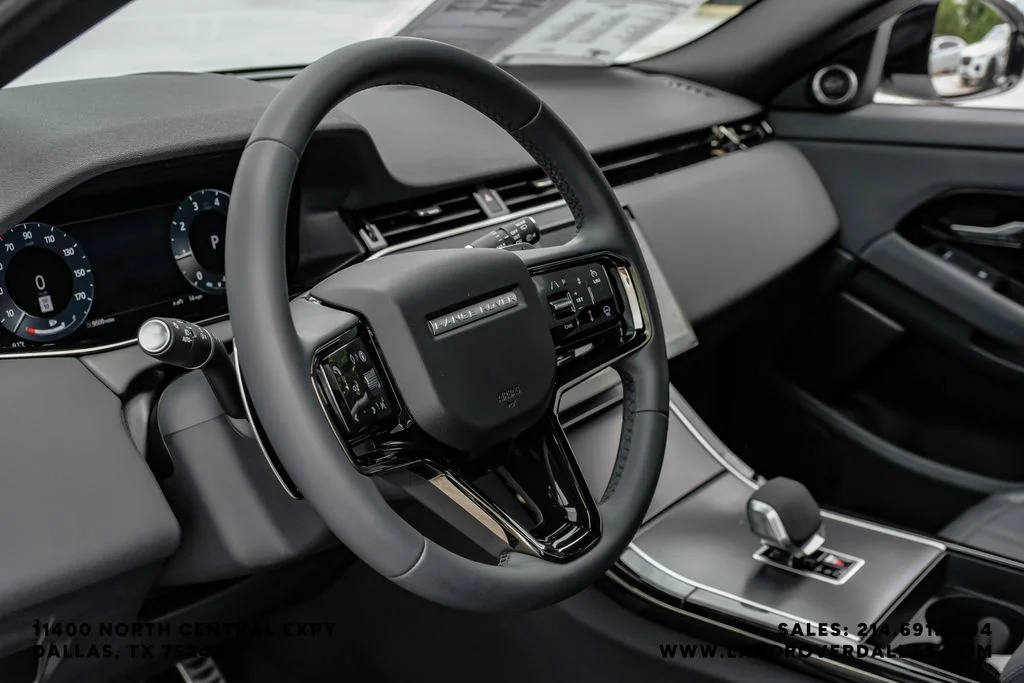 Used 2026 White Land Rover Dynamic image 19