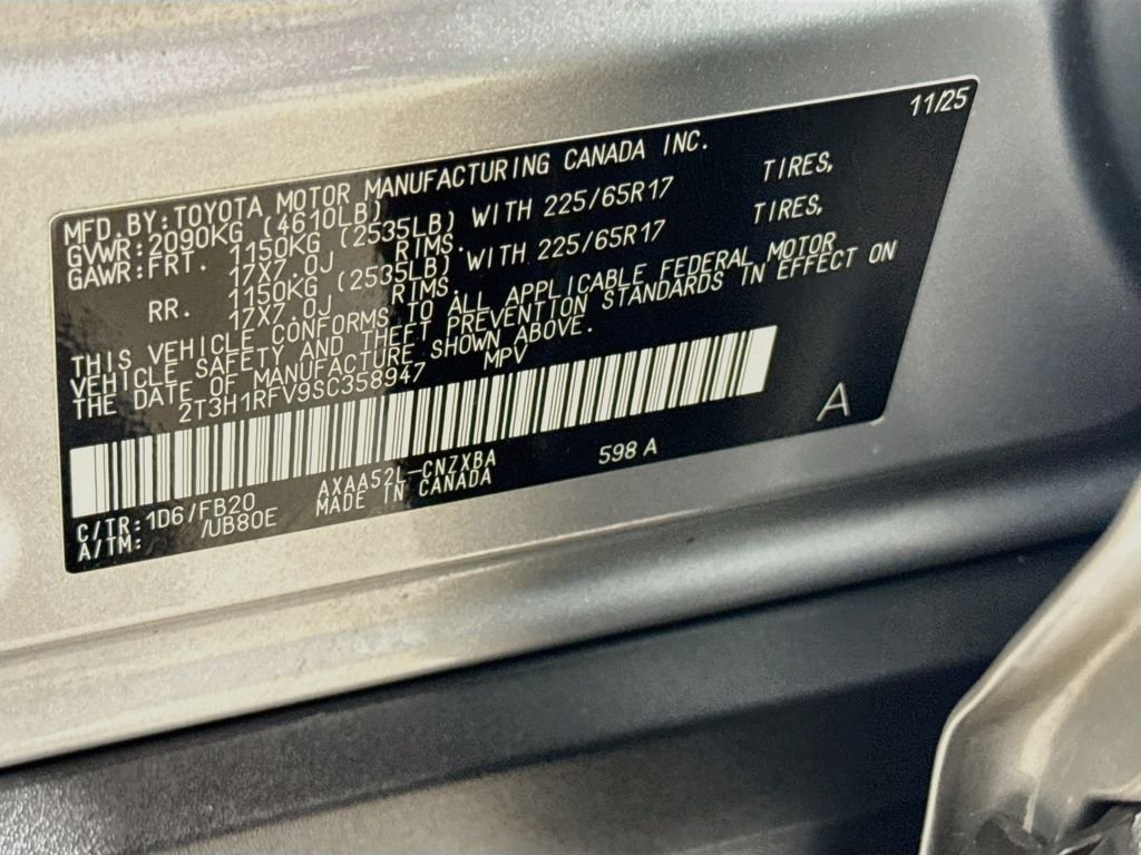 Used 2025 Silver Sky Metallic Toyota LE image 29