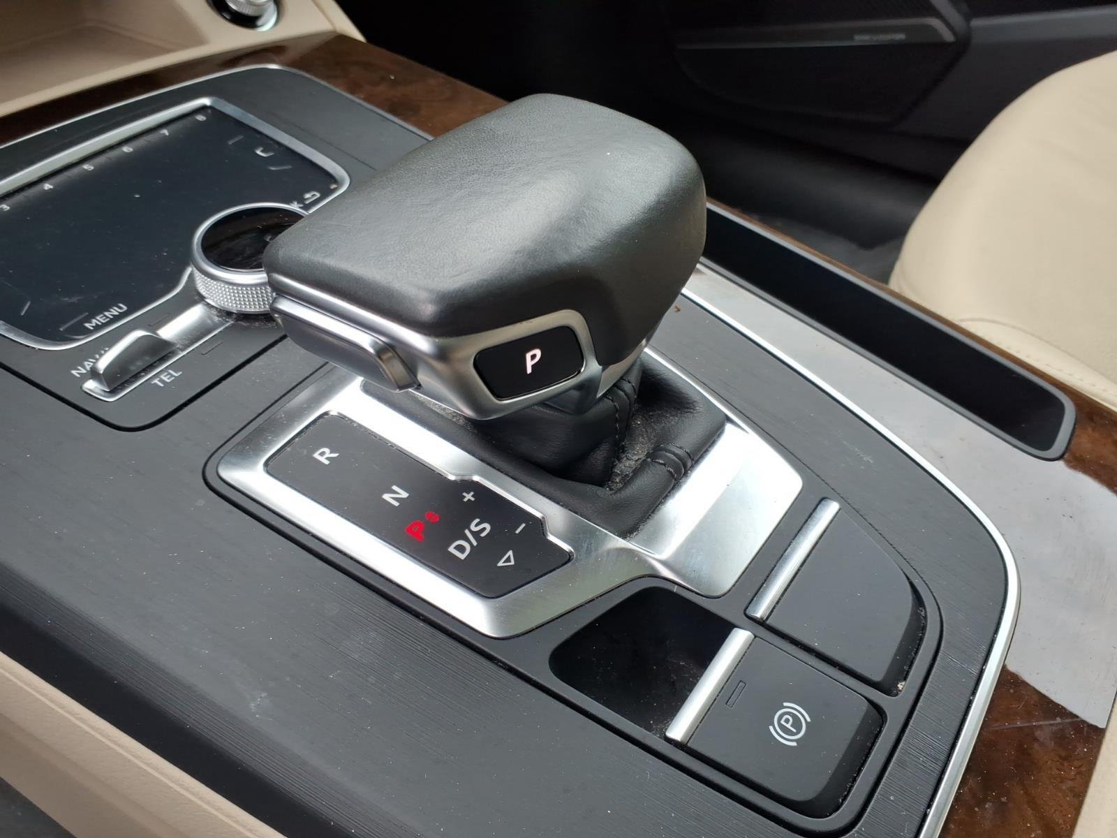 Used 2018 Ibis White Audi Premium Plus image 8