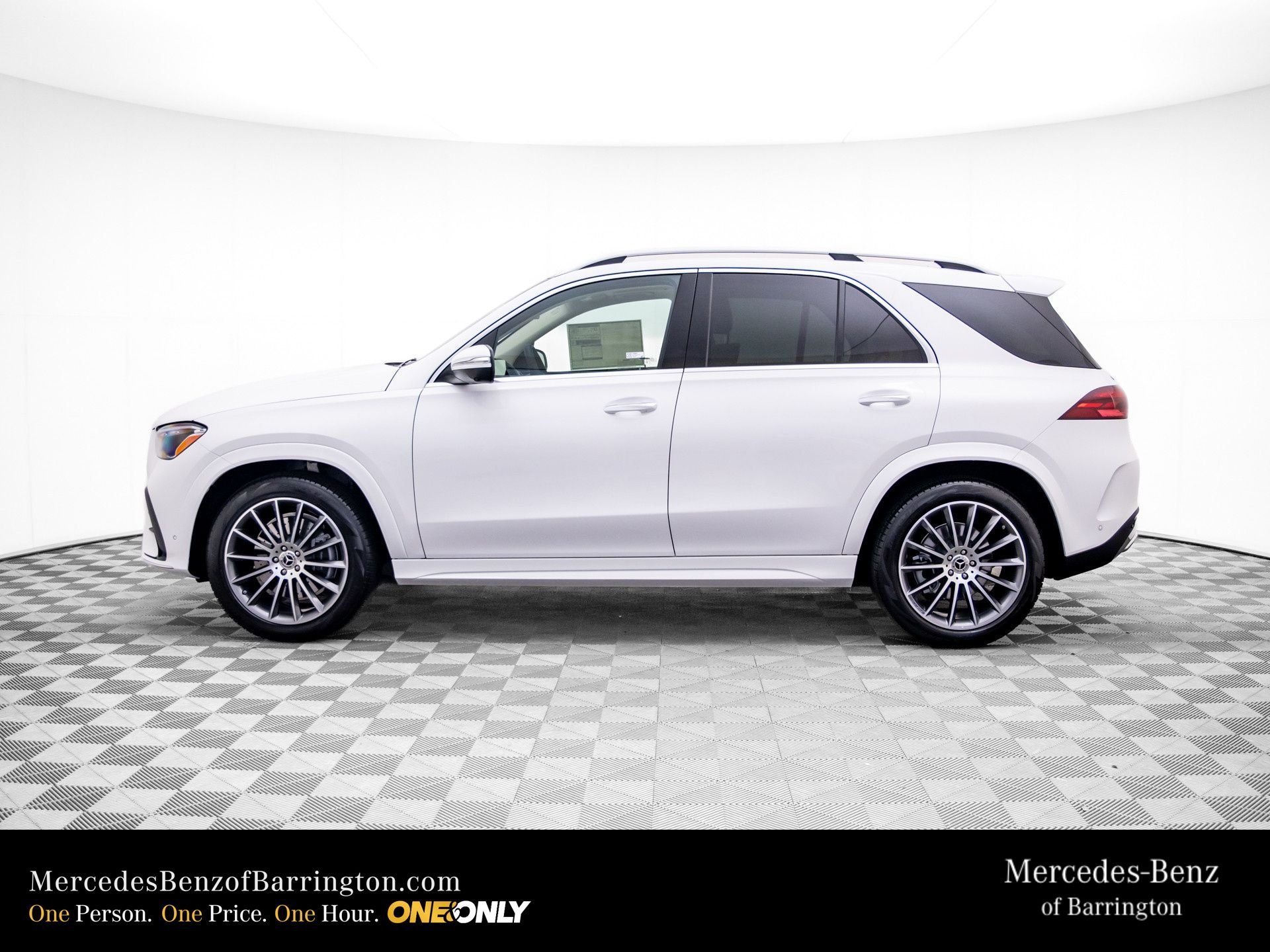 New 2026 Polar White Mercedes-Benz GLE 350 image 2