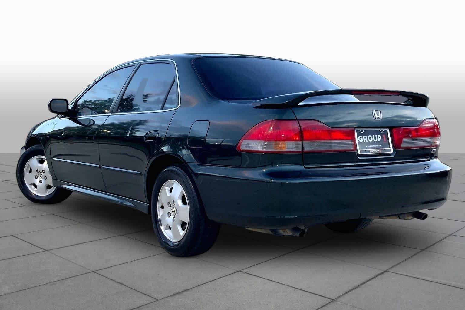 Used 2001 Dark Emerald Pearl Honda EX w/Leather image 11