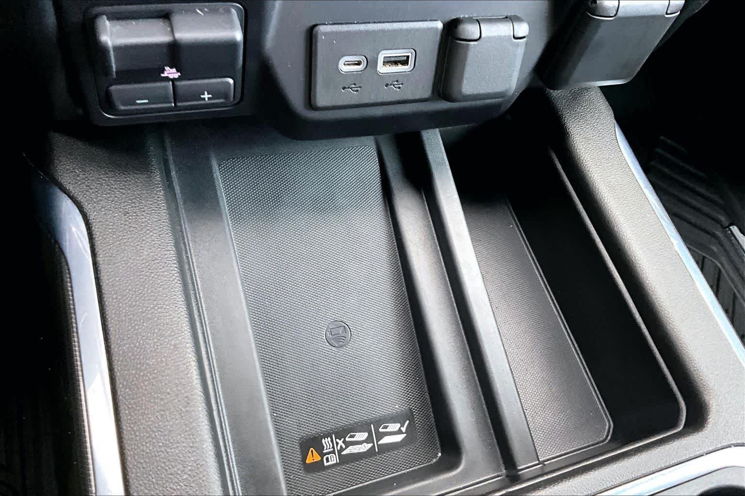 Used 2021 Onyx Black GMC AT4 image 34