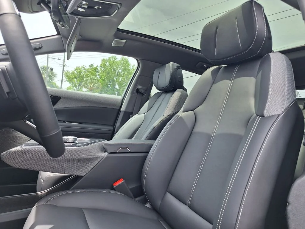 2026 Cadillac OPTIQ Sport - Photo 26