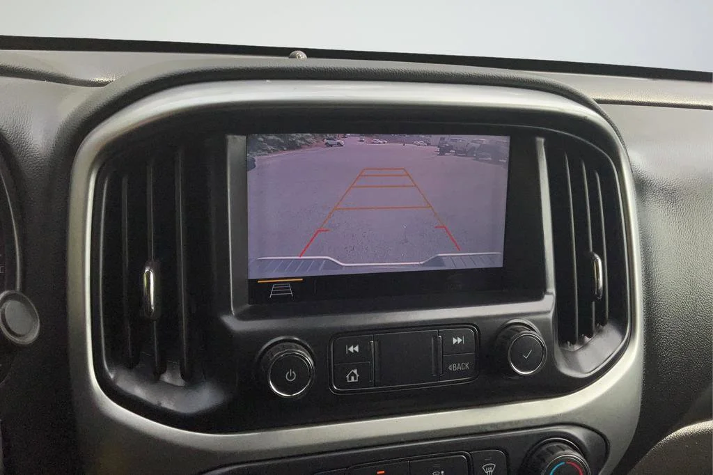 2020 Chevrolet Colorado LT - Photo 17