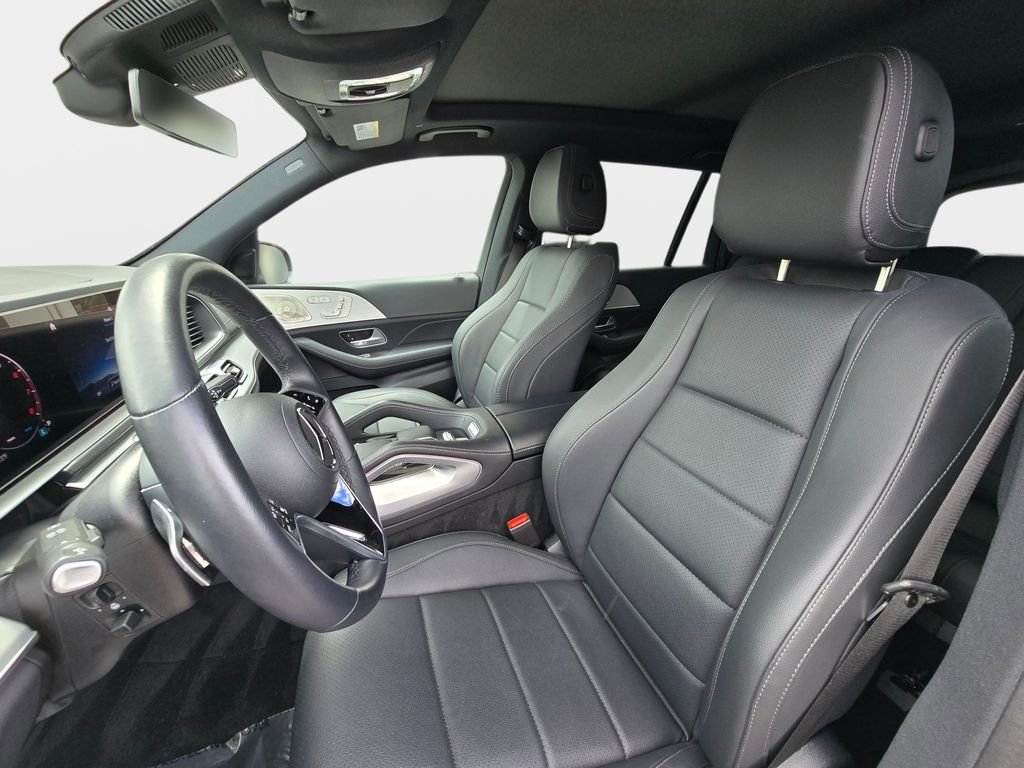Used 2025  Mercedes-Benz GLS 450 image 19