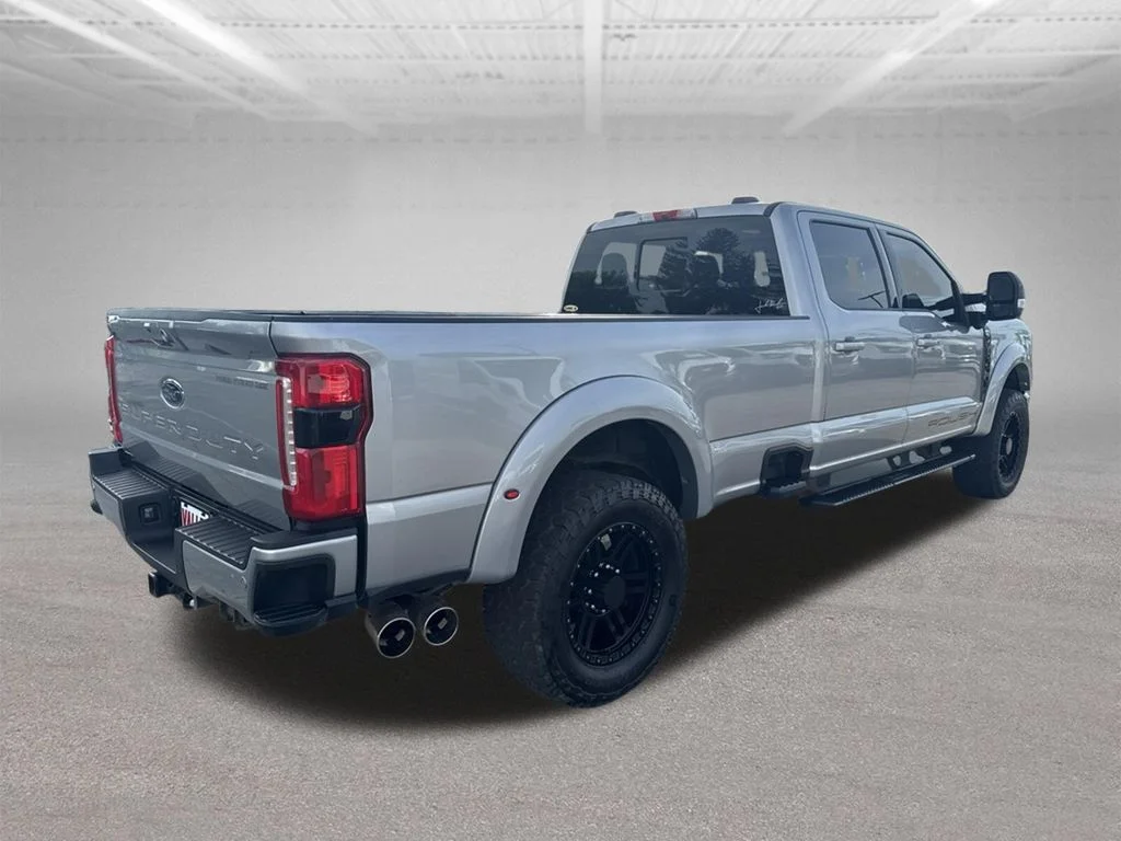 Used 2024 Silver Metallic Ford Lariat image 16