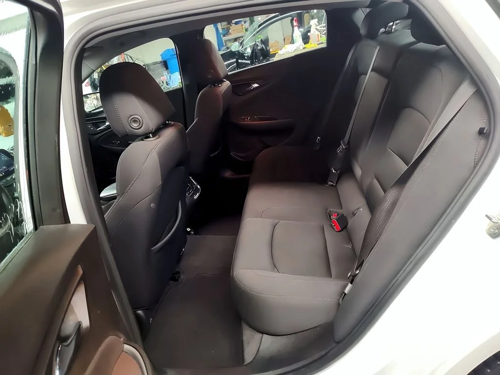 Used 2022 Summit White Chevrolet LT image 13