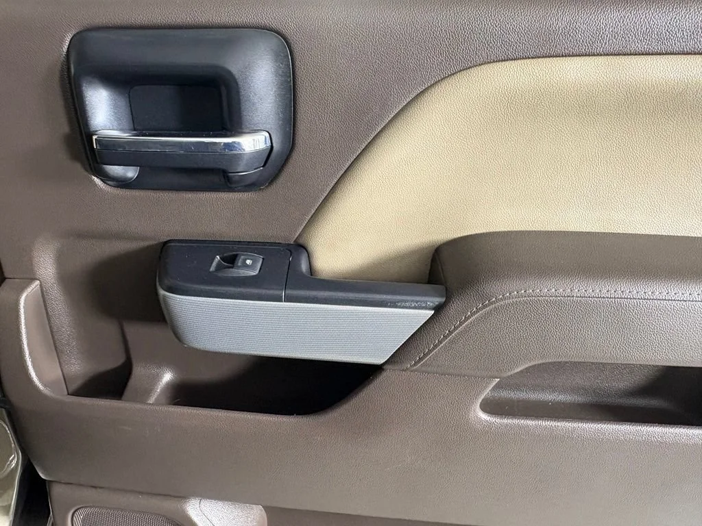 Used 2014 Black Chevrolet LTZ image 18