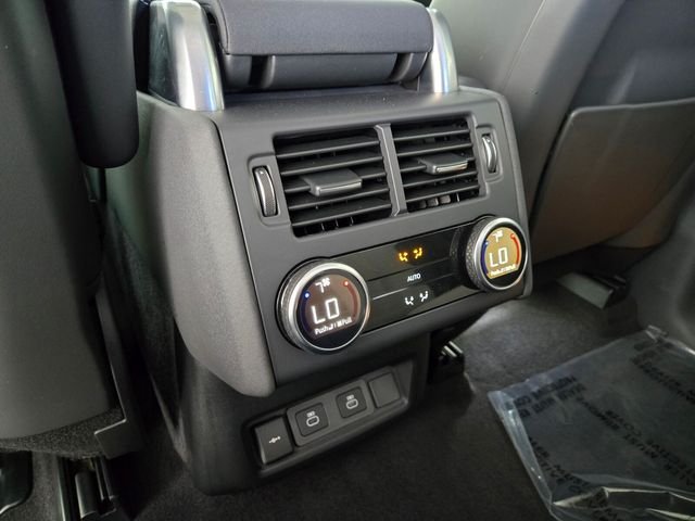 Used 2025 Black Land Rover Dynamic SE image 13