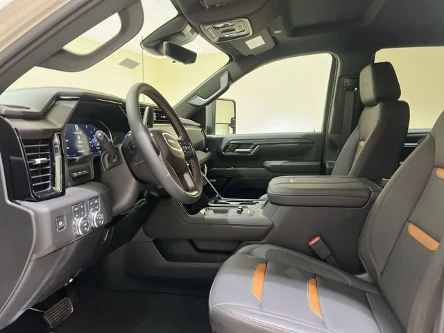 2026 GMC Sierra 2500HD AT4 - Photo 18