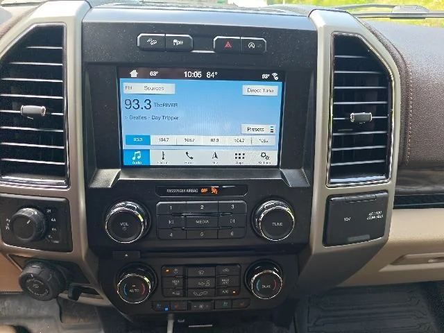 Used 2018 Shadow Black Ford Lariat image 11